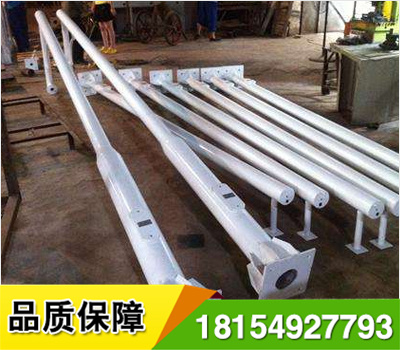 立桿、F桿良好的安全設施系統(tǒng)應具有交通管理,安全防護,交通誘導,隔離封閉,防止眩光等多種功能.